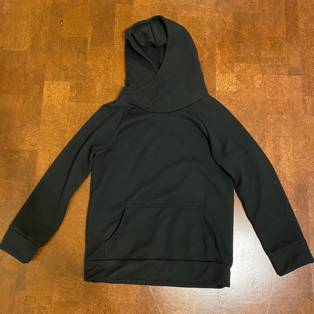 Black Sweatshirt